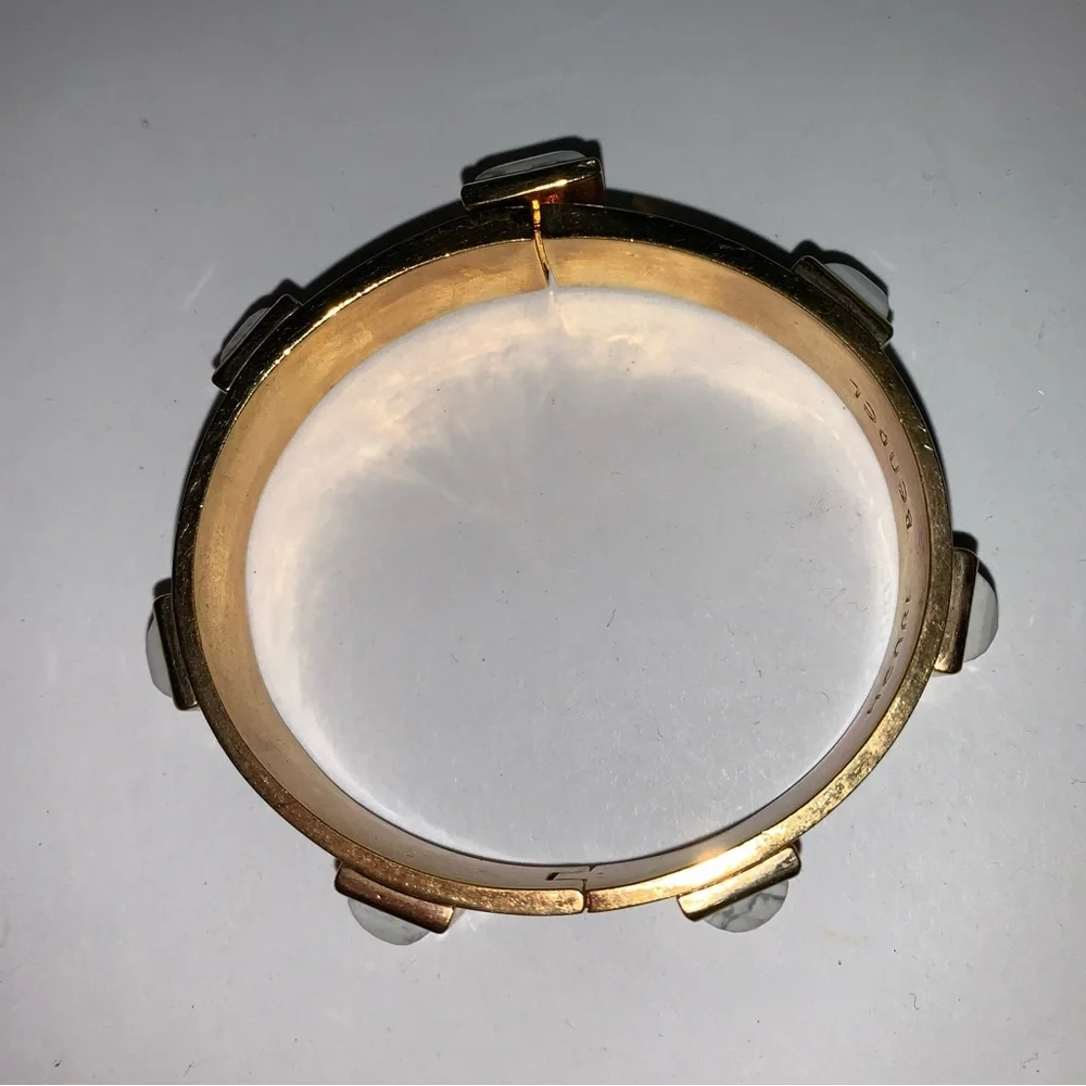 HENRI BENDEL 14k yellow gold plated CLICK CLACK cuff BRACELET w/stone STUDS - Picture 5 of 16